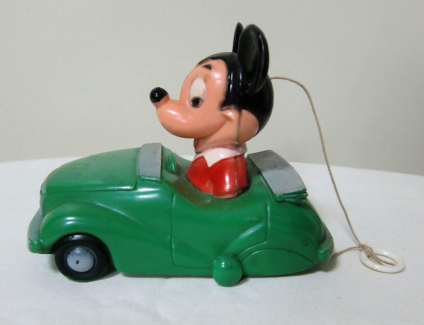 Amazon.co.jp: 【オープンカーに乗った ミッキーマウス MICKEY